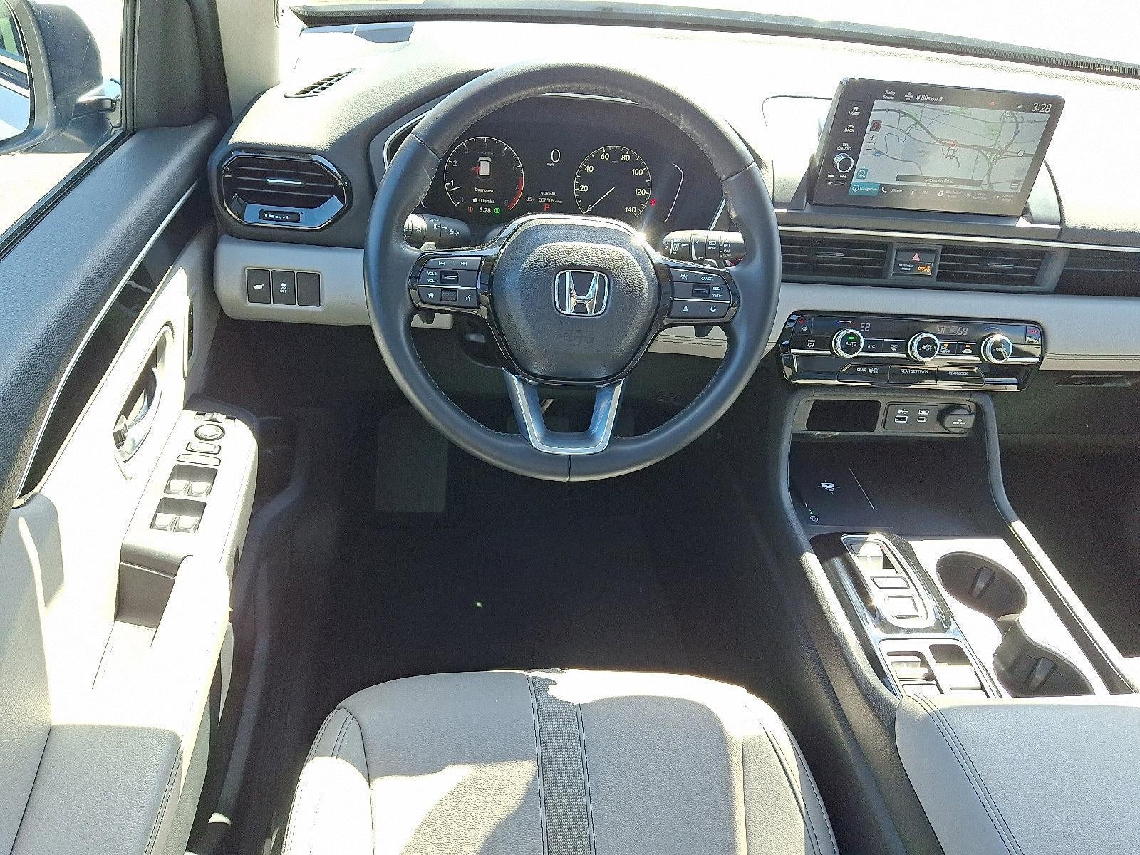 2025 Honda Pilot Touring AWD