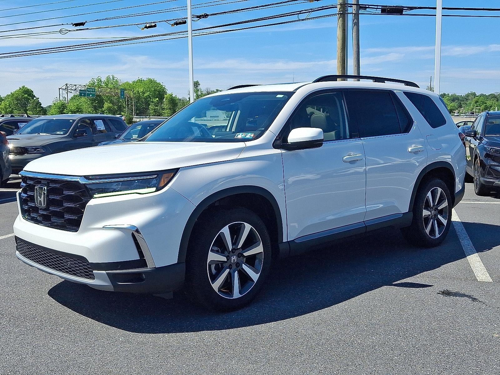 2025 Honda Pilot Touring AWD