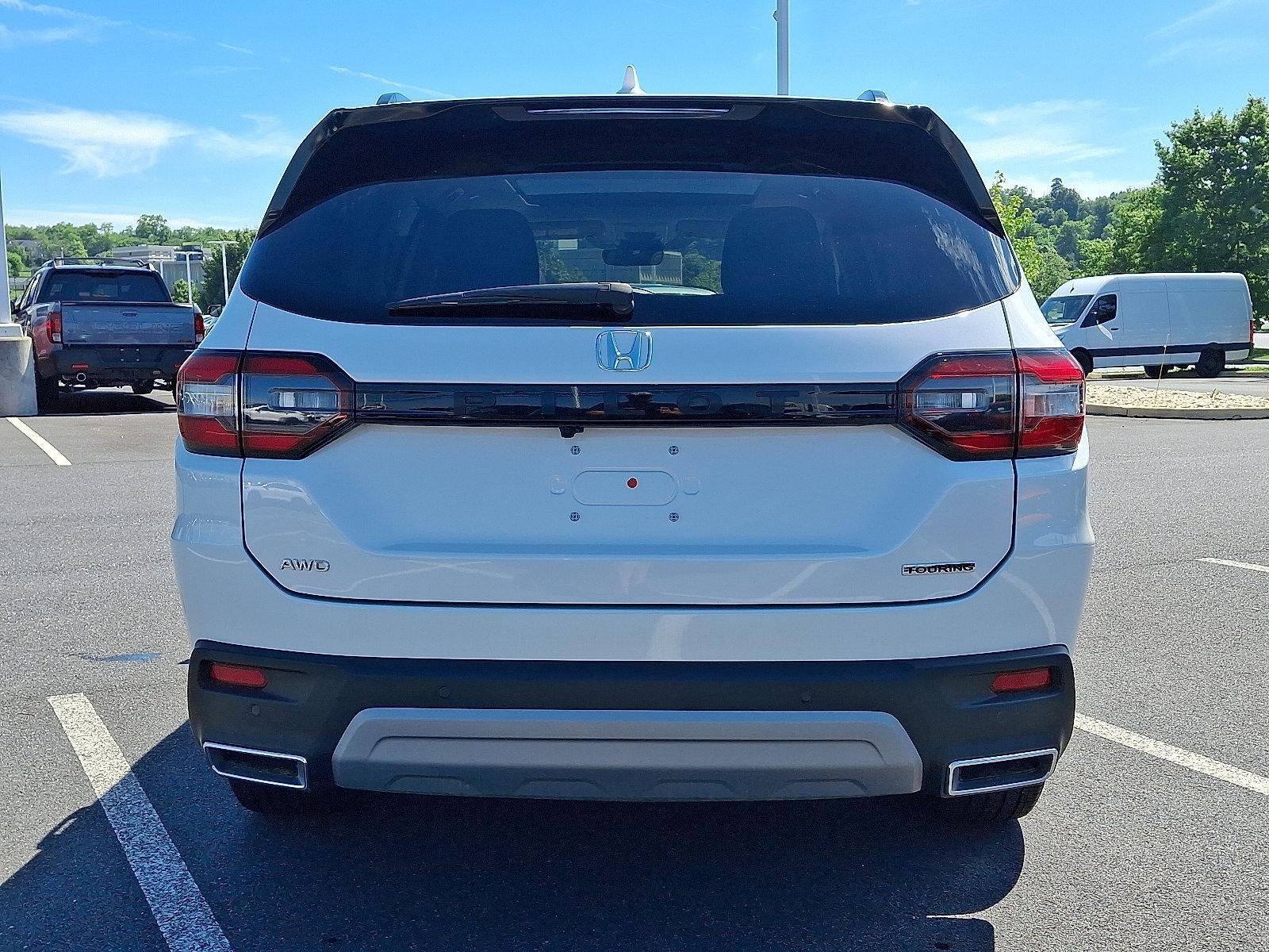 2025 Honda Pilot Touring AWD