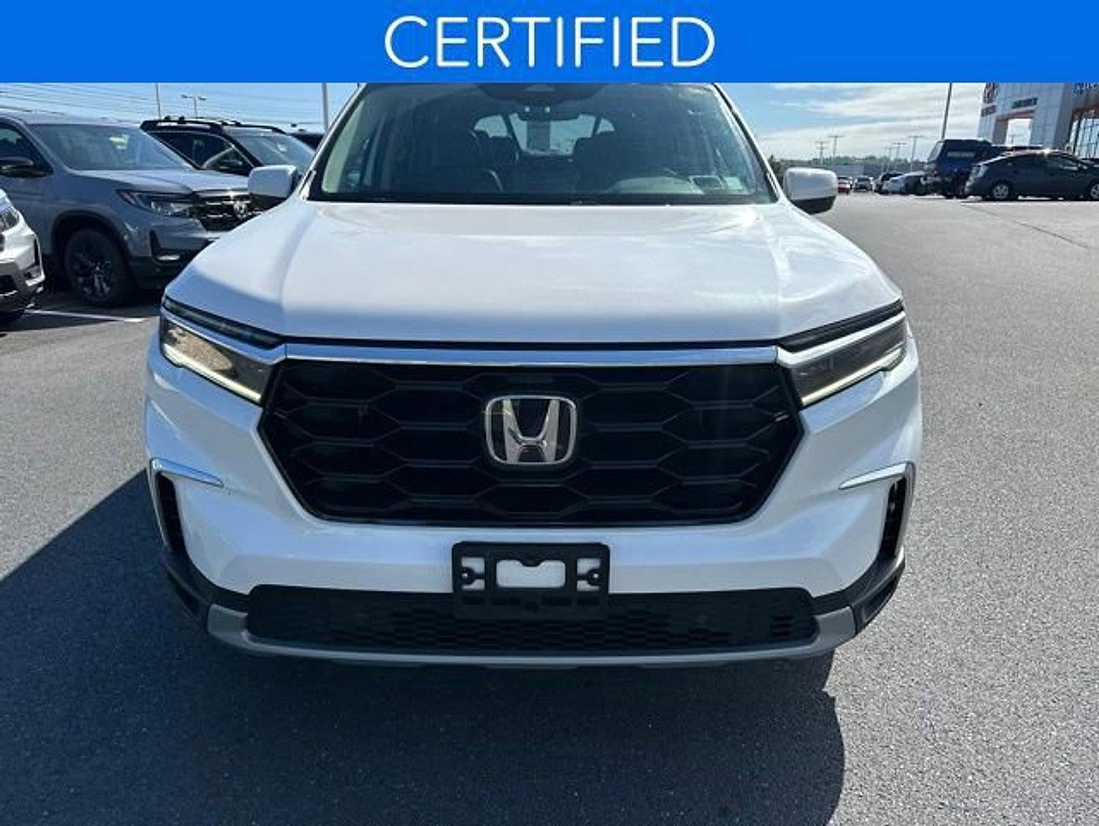 2023 Honda Pilot Touring AWD