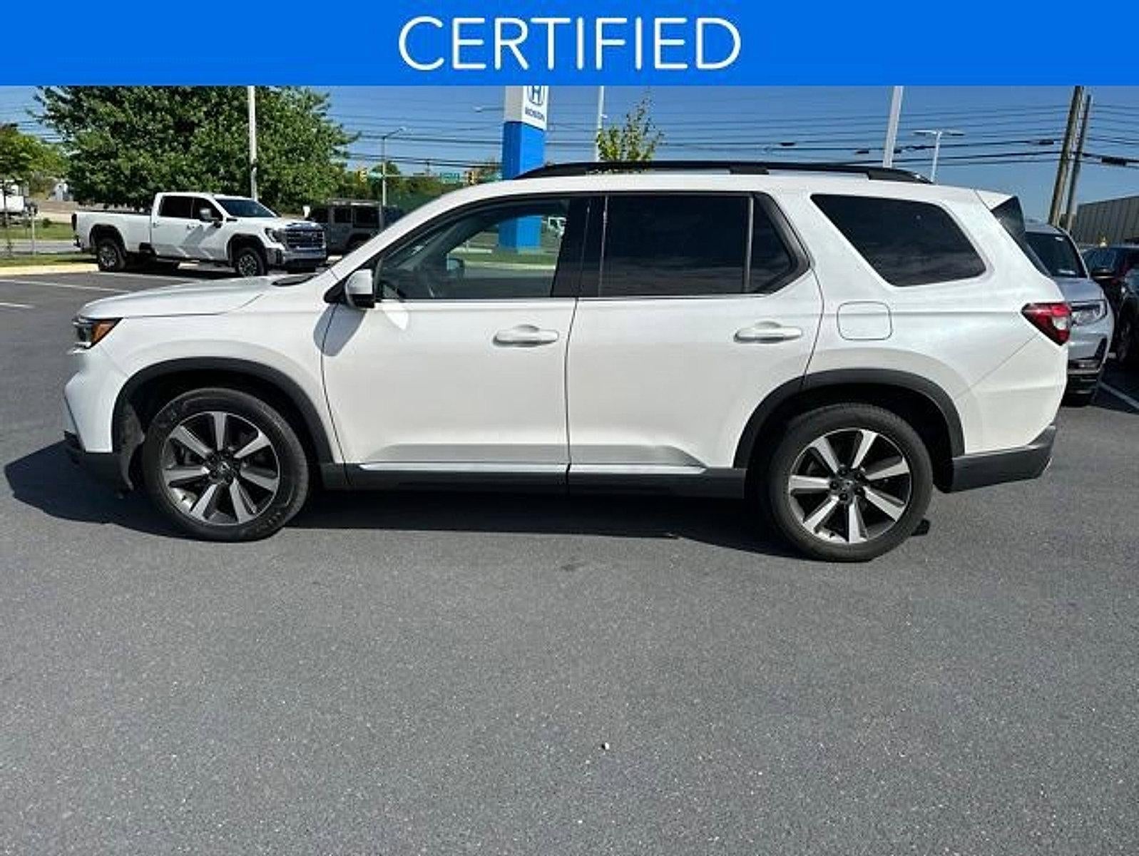 2023 Honda Pilot Touring AWD