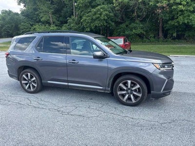 2023 Honda Pilot Touring AWD
