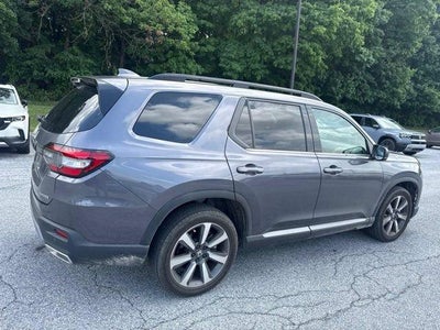 2023 Honda Pilot Touring AWD