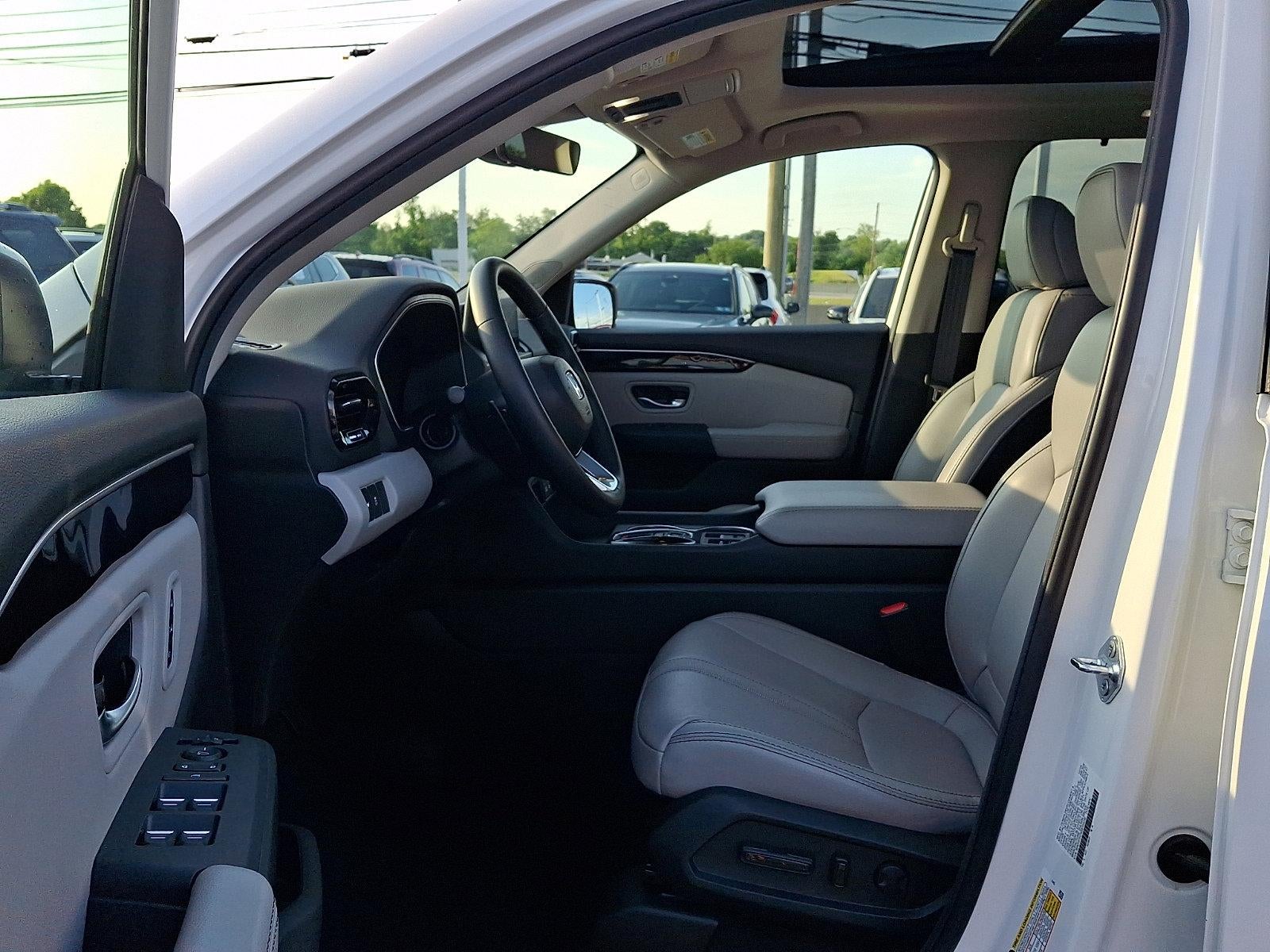 2025 Honda Pilot Touring AWD