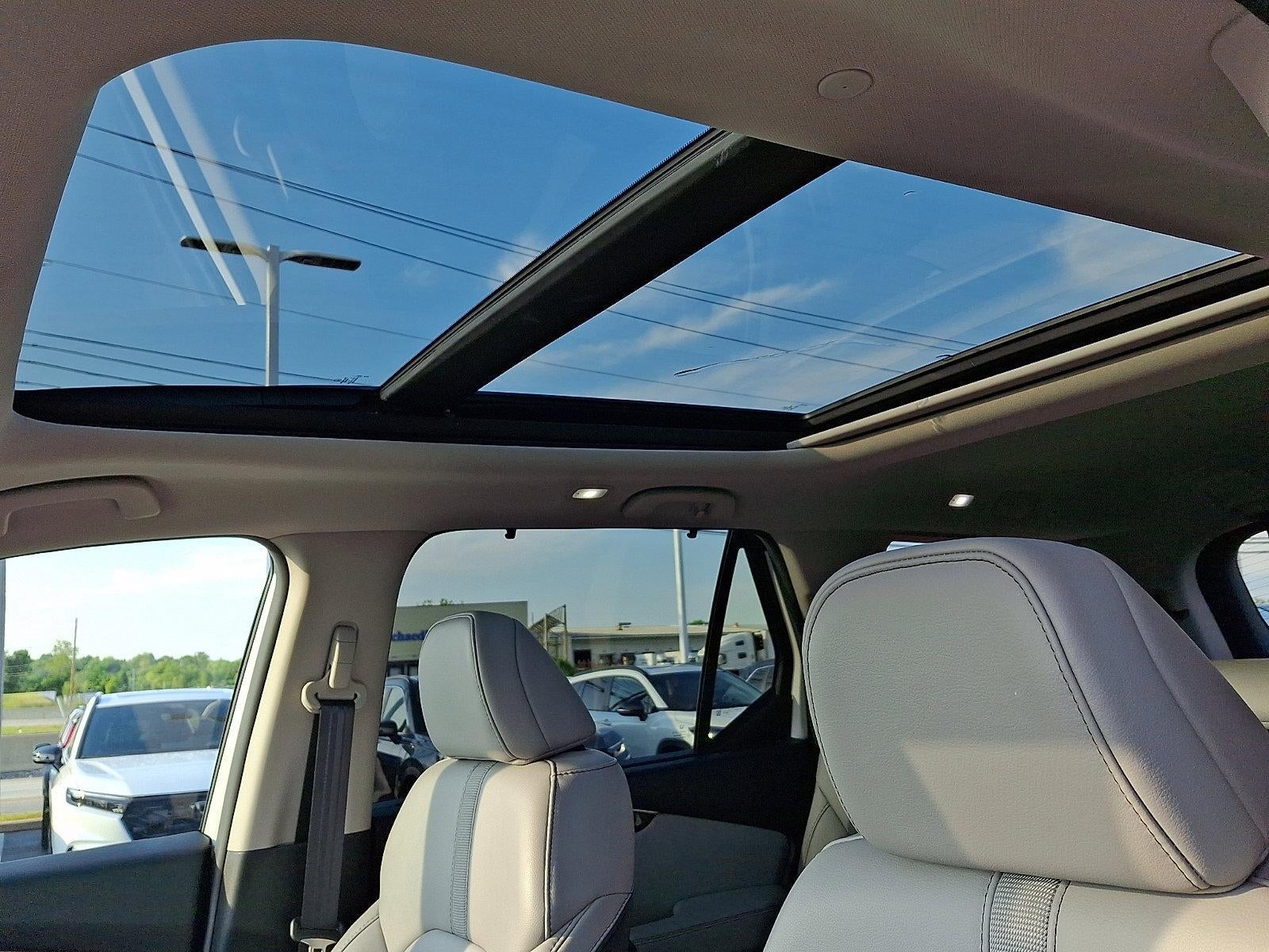 2025 Honda Pilot Touring AWD