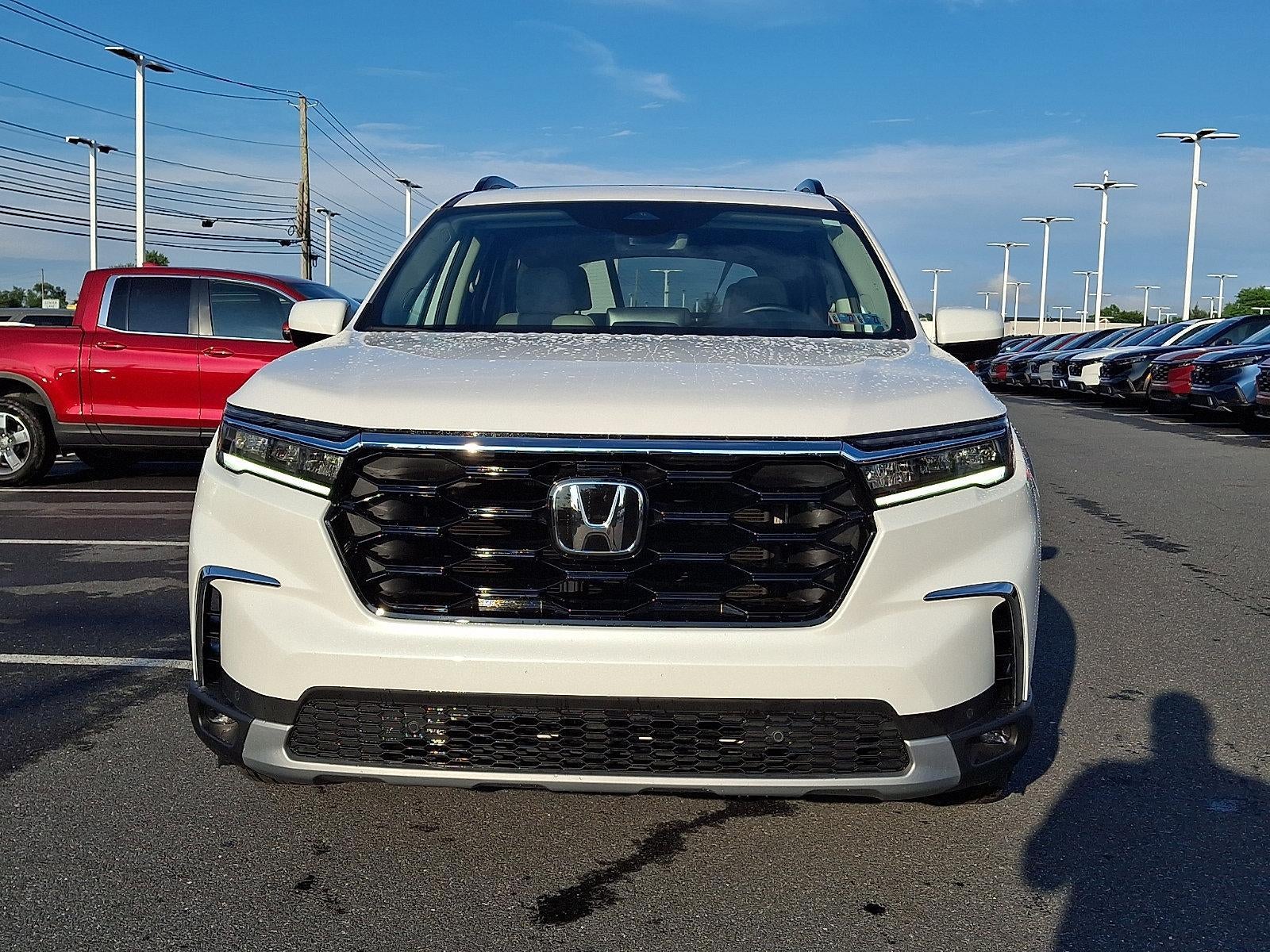 2025 Honda Pilot Touring AWD