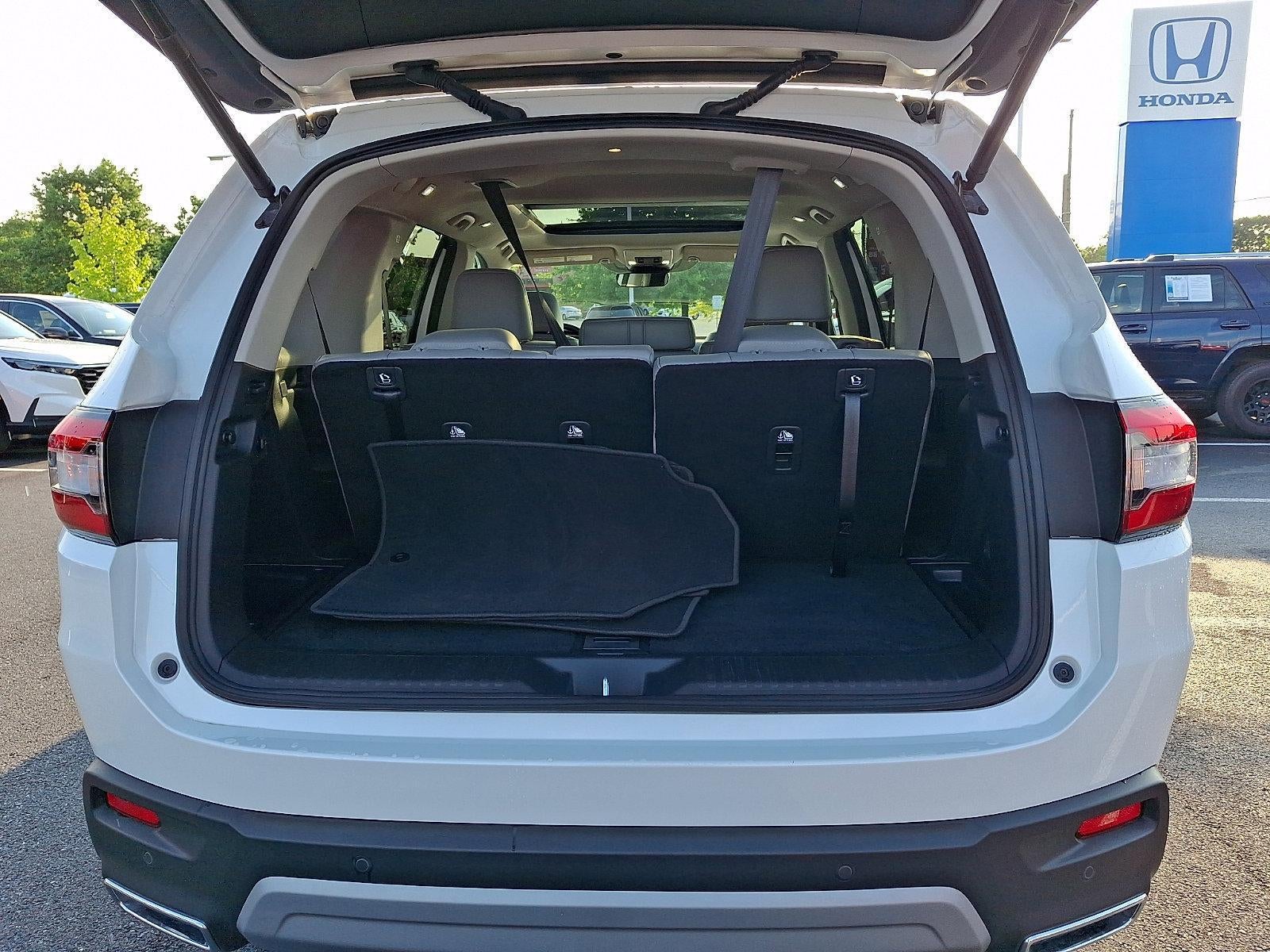 2025 Honda Pilot Touring AWD
