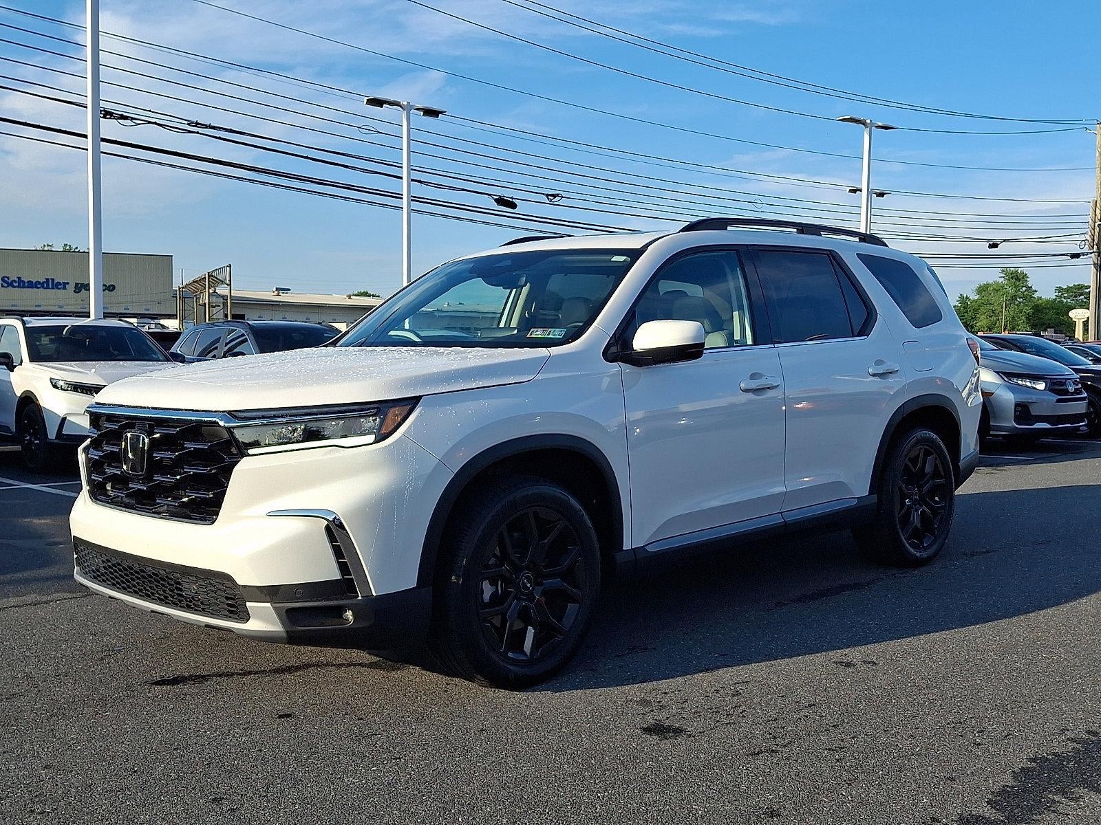 2025 Honda Pilot Touring AWD