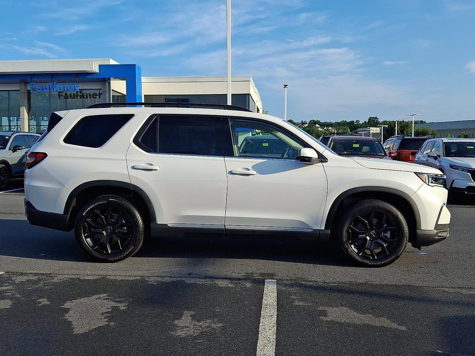 2025 Honda Pilot Touring AWD