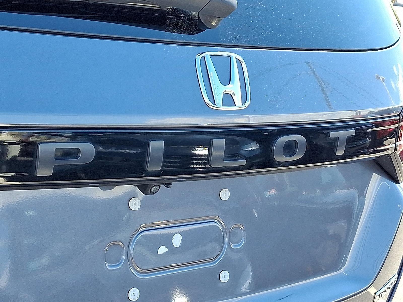 2025 Honda Pilot Touring AWD