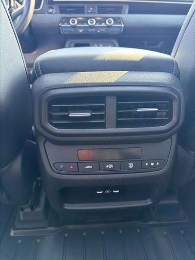 2025 Honda Pilot Touring AWD