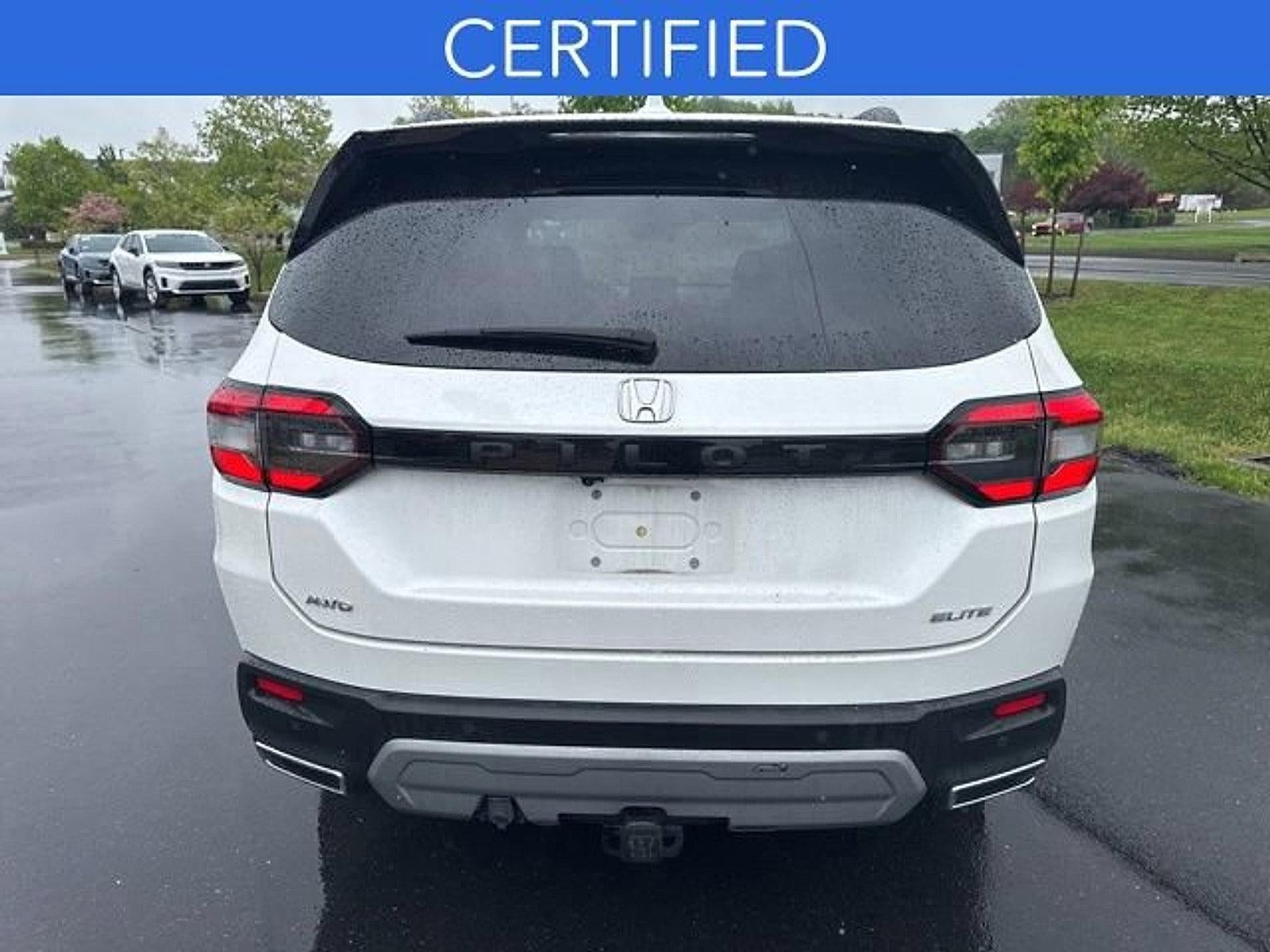 2023 Honda Pilot Elite AWD