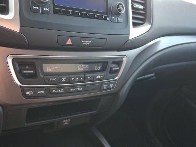 2017 Honda Ridgeline RTS 4x4 Crew Cab 5.3' Bed