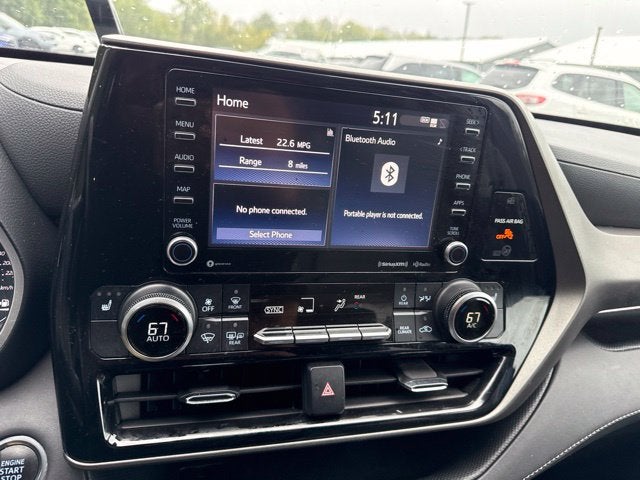 2021 Toyota Highlander XLE **LOW MILES