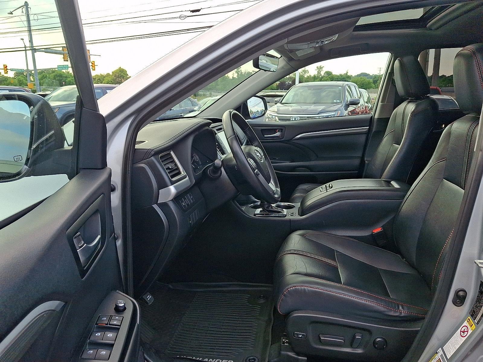 2019 Toyota Highlander SE V6 AWD (Natl)