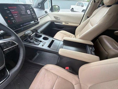 2023 Toyota Sienna Limited AWD 7-Passenger (GS)