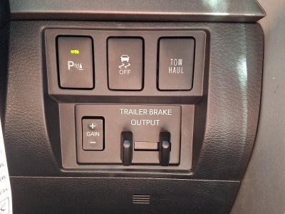 2018 Toyota Tundra 4WD 4WD SR5 CrewMax 5.5' Bed 5.7L (SE)
