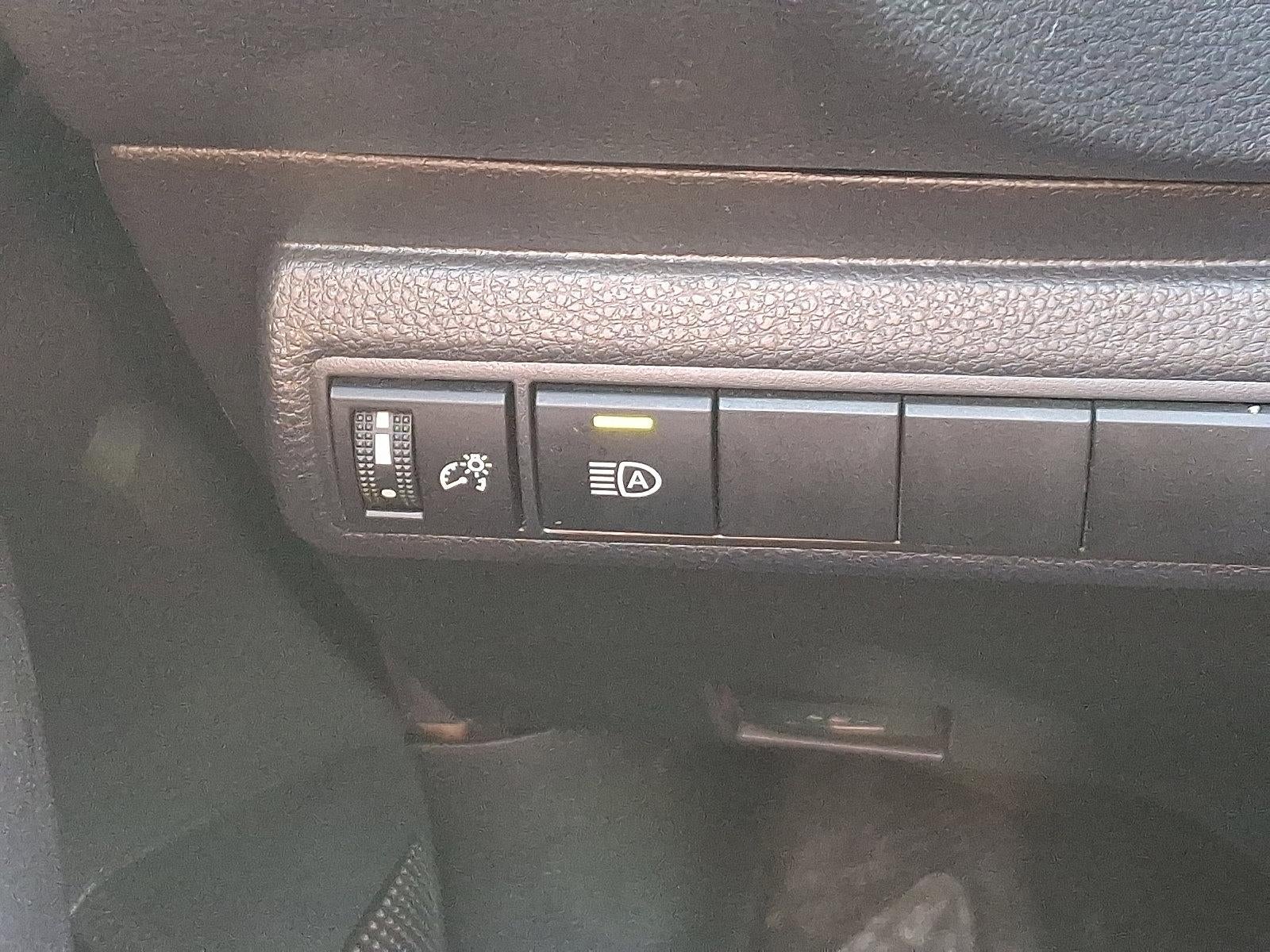 2025 Toyota Corolla SE CVT (Natl)