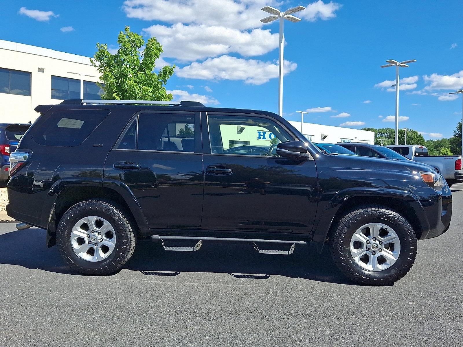 2024 Toyota 4Runner SR5 Premium 4WD (Natl)
