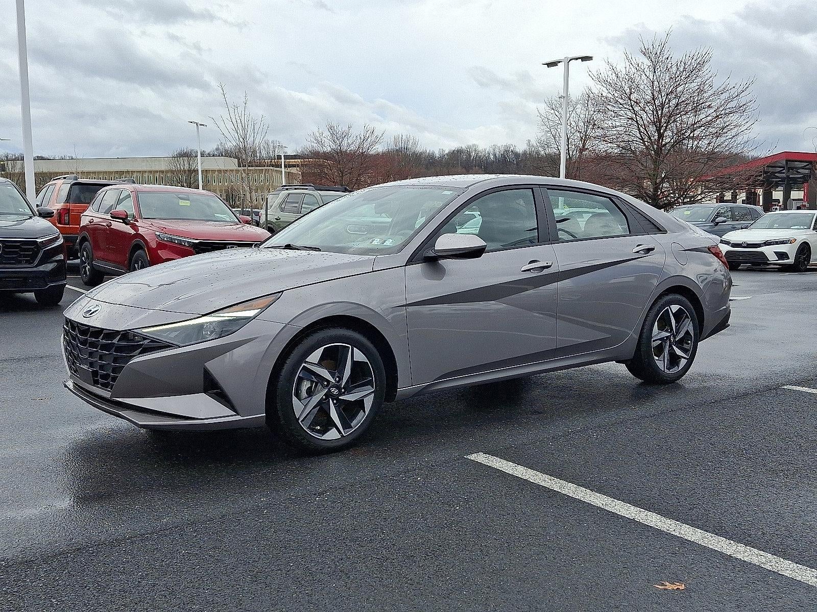 2023 Hyundai ELANTRA SEL IVT