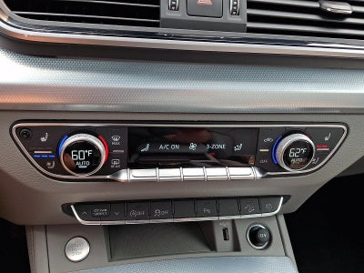 2025 Audi Q5 S line Premium Plus 45 TFSI quattro