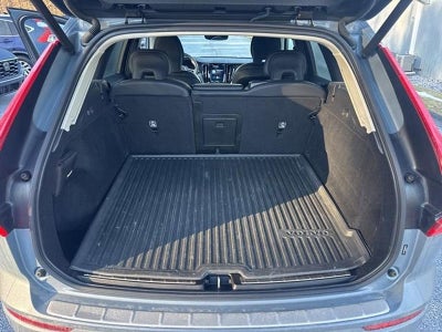 2022 Volvo XC60 B5 AWD Inscription