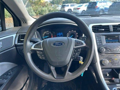2014 Ford Fusion 4dr Sdn S FWD