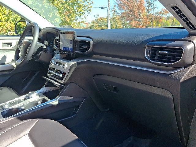 2023 Ford Explorer XLT 4WD