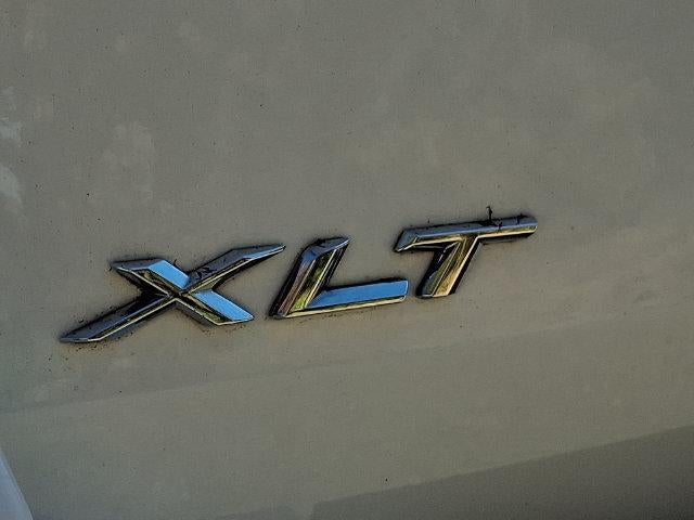 2023 Ford Explorer XLT 4WD