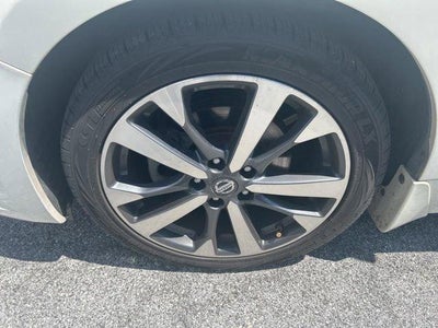 2017 Nissan Altima 2.5 SR Sedan