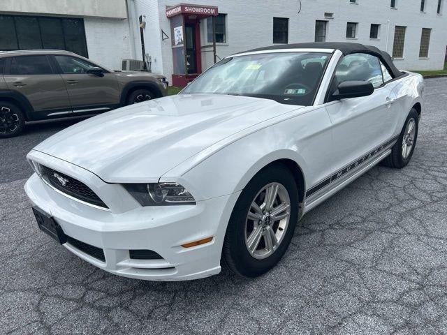 2014 Ford Mustang 2dr Conv V6