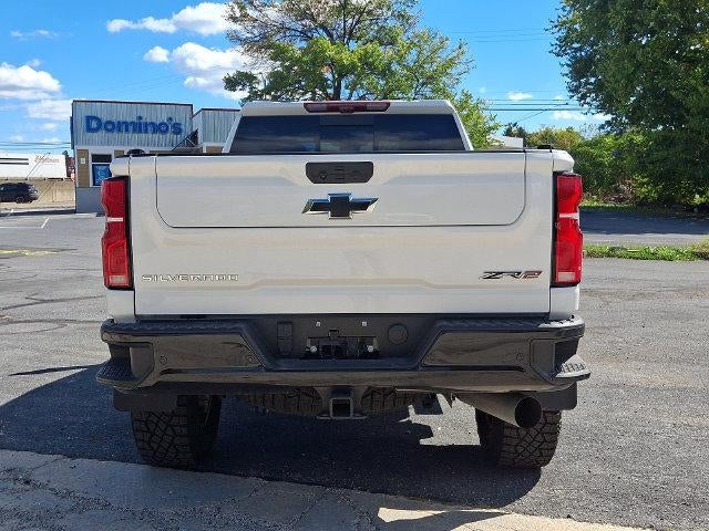 2026 Chevrolet Silverado 2500 HD Crew Cab Standard Box 4-Wheel Drive ZR2