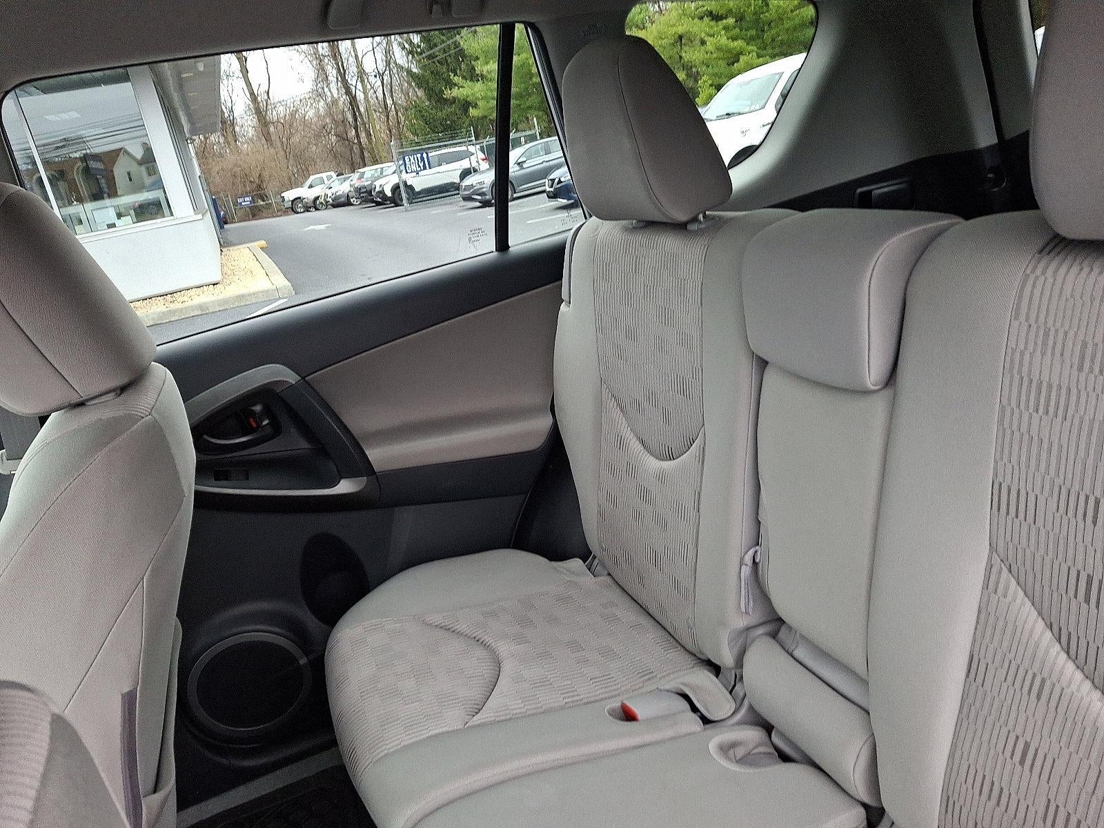 2011 Toyota RAV4 4WD 4dr 4-cyl 4-Spd AT (Natl)