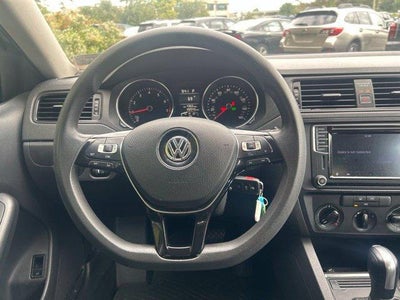 2016 Volkswagen Jetta 4dr Auto 1.4T S with Technology Sedan