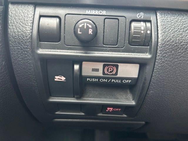 2013 Subaru Outback 2.5i Premium Automatic