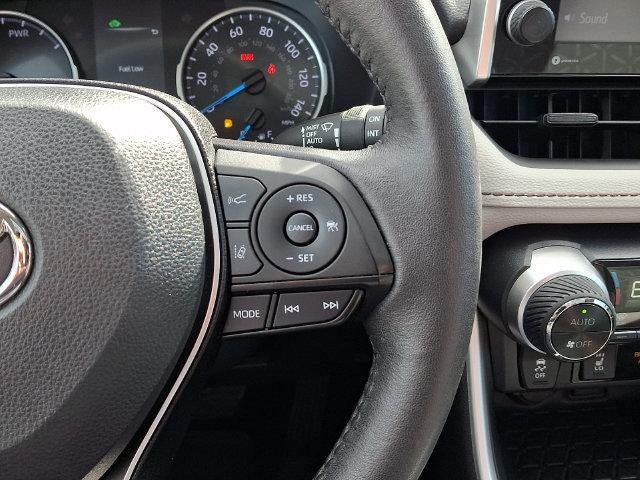 2022 Toyota RAV4 Hybrid XLE AWD (Natl)