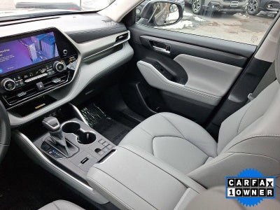 2023 Toyota Highlander Hybrid XLE AWD (Natl)