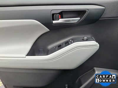 2023 Toyota Highlander Hybrid XLE AWD (Natl)