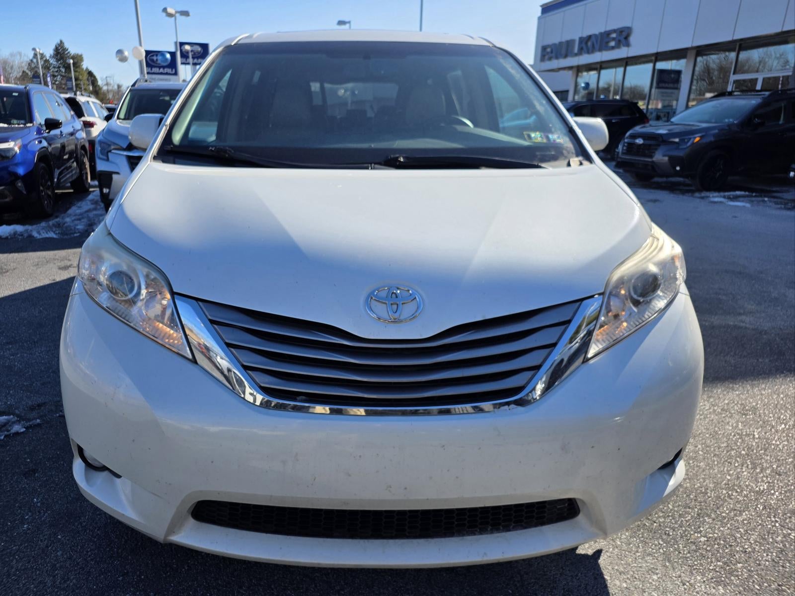 2015 Toyota Sienna 5dr 8-Pass Van XLE FWD (Natl)