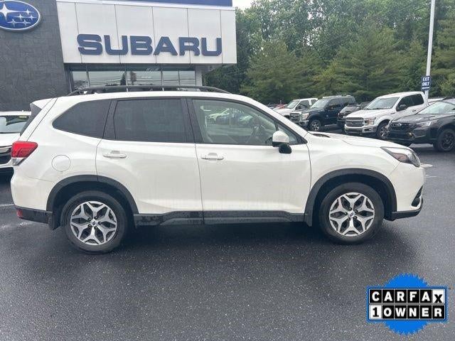 2023 Subaru Forester Premium CVT
