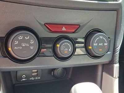 2023 Subaru Forester Premium CVT