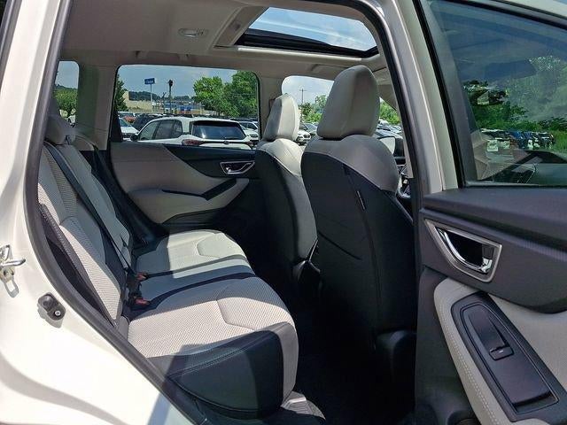 2023 Subaru Forester Premium CVT