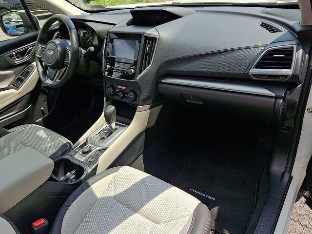 2023 Subaru Forester Premium CVT
