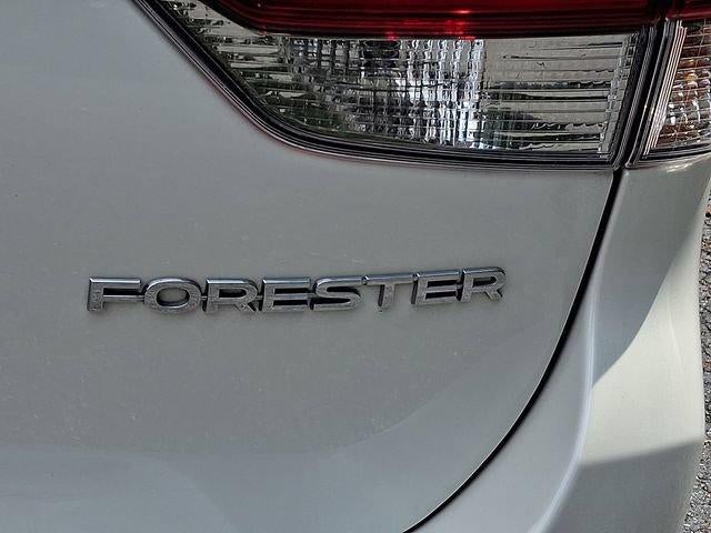 2023 Subaru Forester Premium CVT