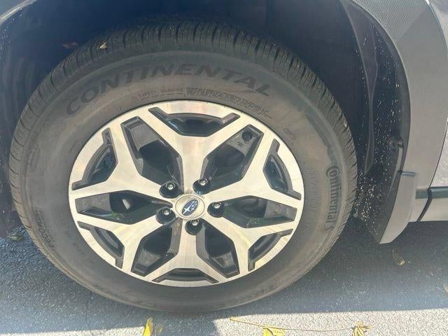 2022 Subaru Forester Premium CVT