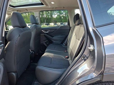 2022 Subaru Forester Premium CVT