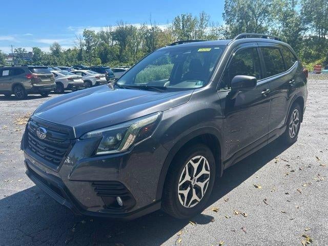 2022 Subaru Forester Premium CVT