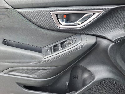 2023 Subaru Forester Premium CVT