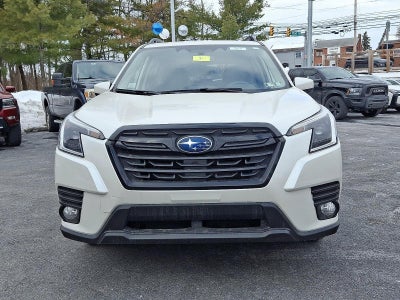 2023 Subaru Forester Premium CVT