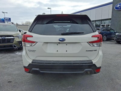 2023 Subaru Forester Premium CVT